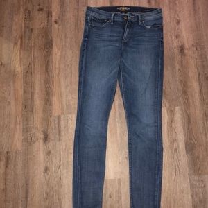 Lucky jeans